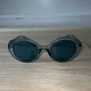 Chic Transparent blue Sunglasses